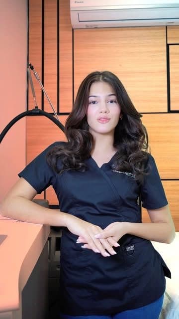 Especialista en la cabina de Depicenter